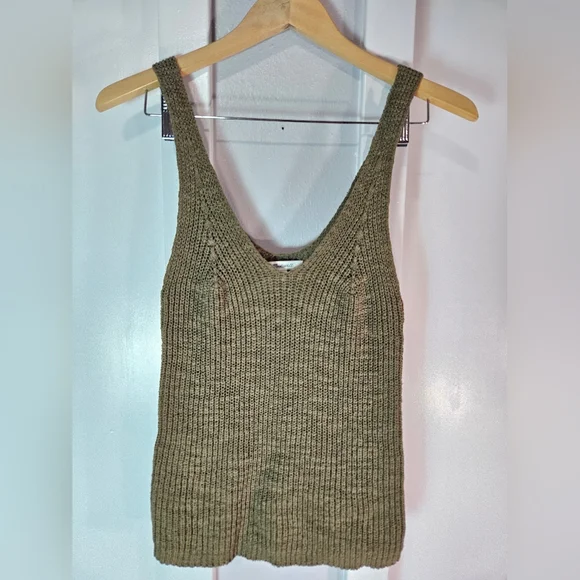 Madewell Knit Tank Olive Green - Picture 2 of 6